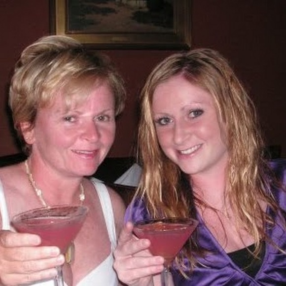 Meet your Posher, Lorna - Picture 1 of 1